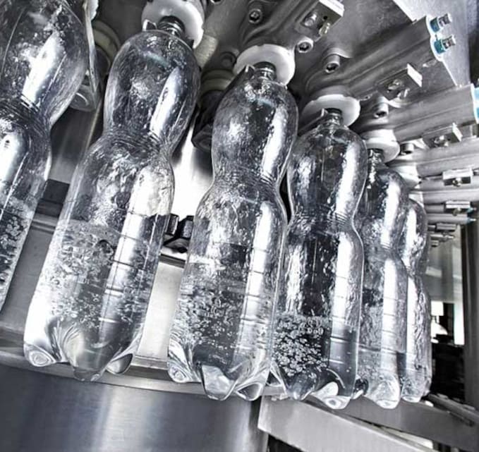 виробництво пет пляшок для води